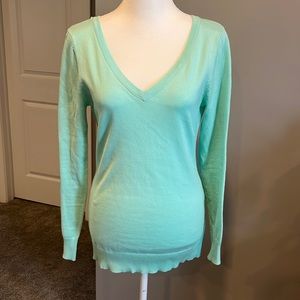 V-neck Sweater - Size Large